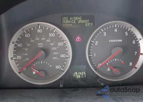 2005 Volvo S40 2.4I from USA, damaged, VIN YV1MS382X52085213